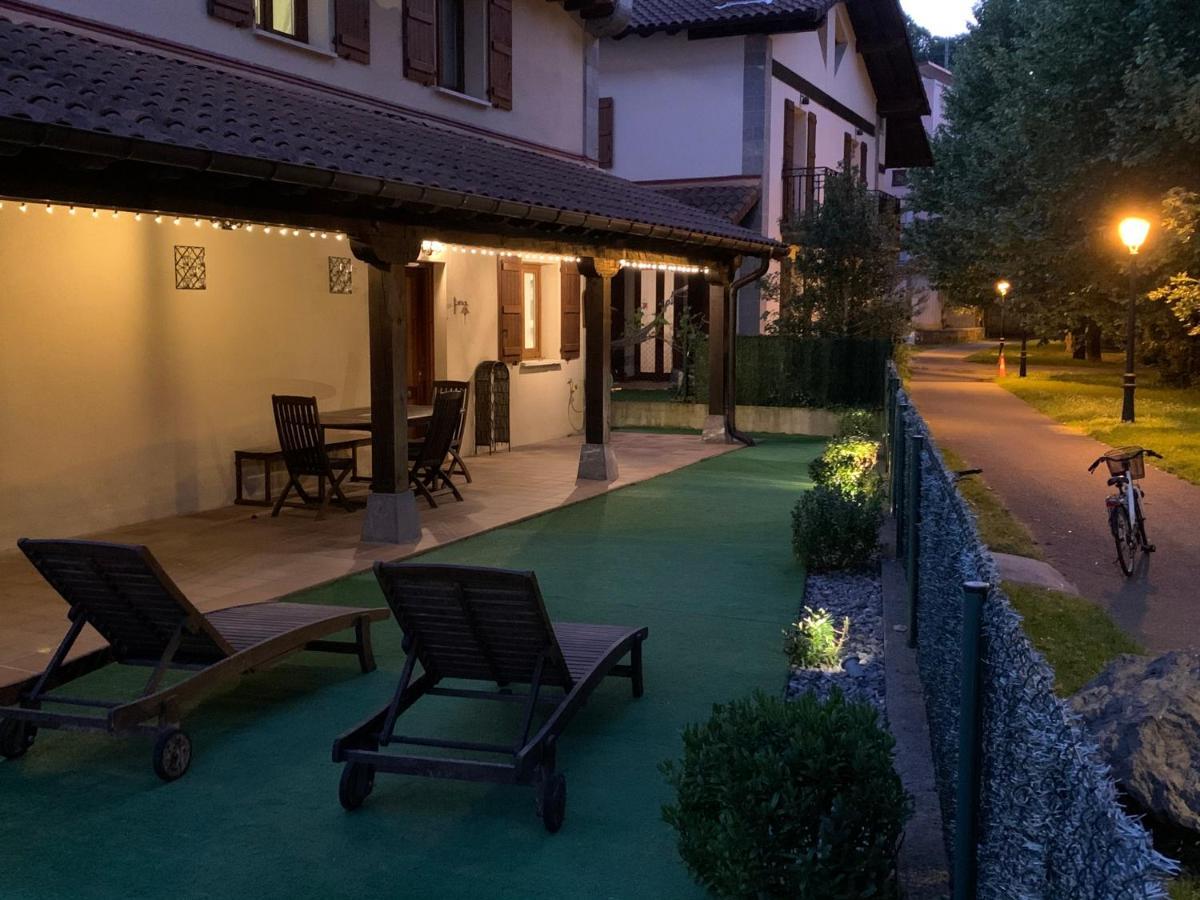 Apartamento Usuaia Con Jacuzzi Lesaka Buitenkant foto
