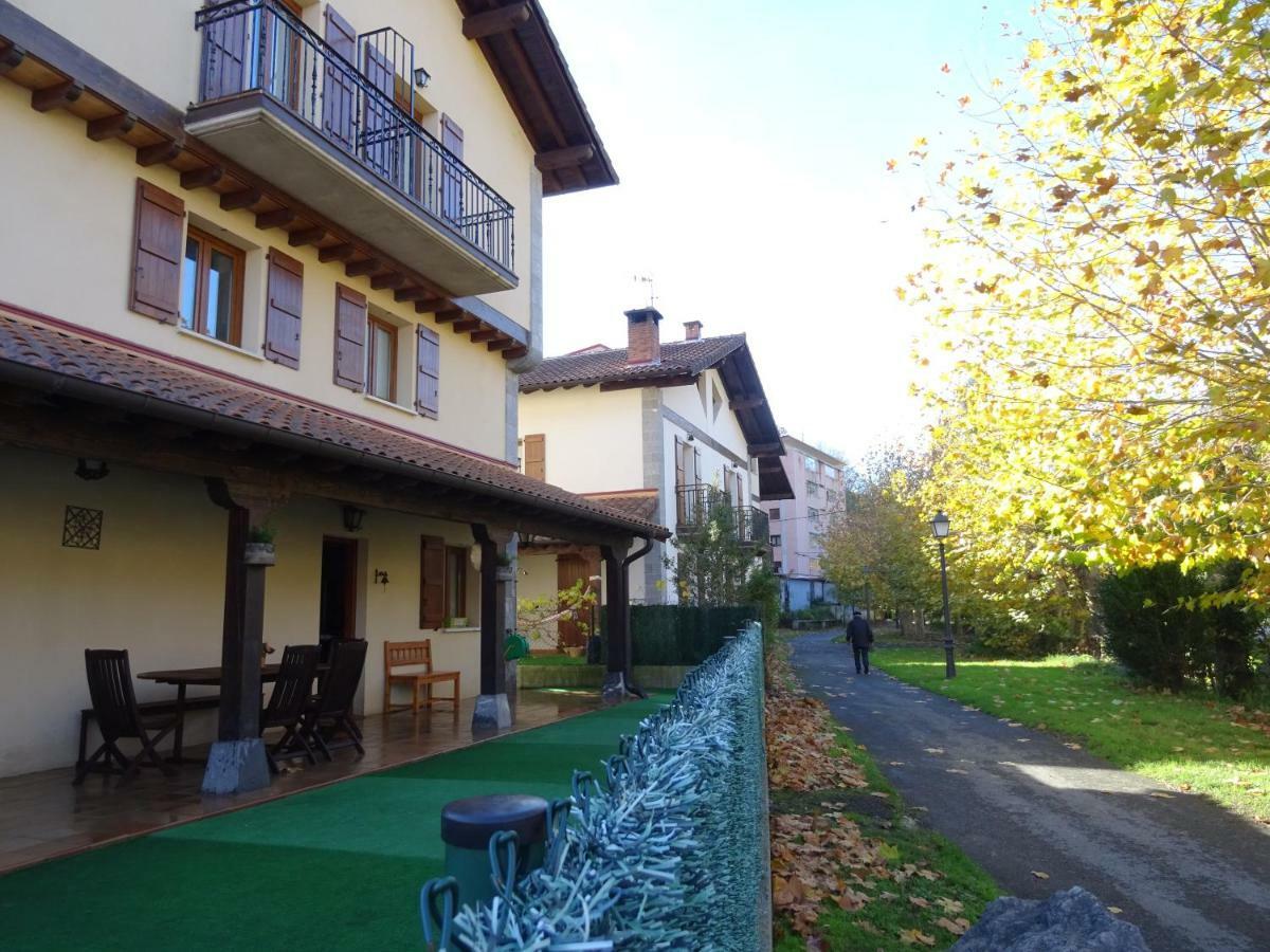 Apartamento Usuaia Con Jacuzzi Lesaka Buitenkant foto